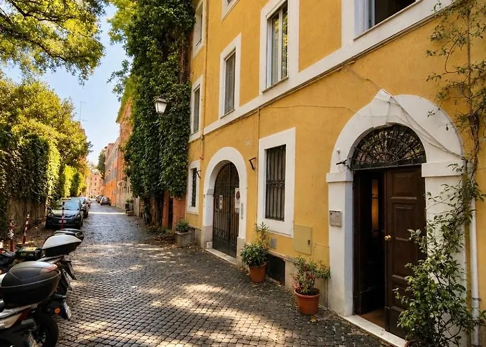 Trastevere Riari Loft Apartment